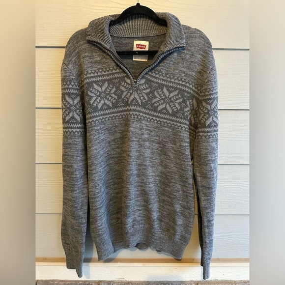 Levi's Other - 100% cotton Levi pullover